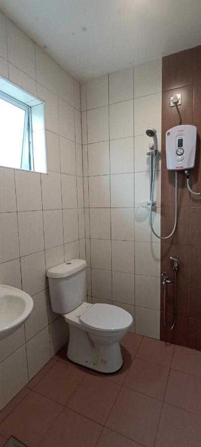 Rovers Inn Guesthouse - Age 11 And Above Only (Adults Only) Tanah Rata Exterior photo